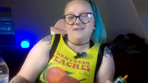 Snapshot of manicpixiepop chatting on 05/08/26, 12:49 ManicPixiePop online show from 05/08/26, 12:49