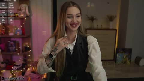 Snapshot of manifreyja chatting on 12/04/25, 09:34 Amelie online show from 12/04/25, 09:34