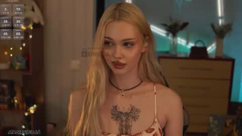 Snapshot of manifreyja chatting on 03/14/26, 10:59 Amelie online show from 03/14/26, 10:59