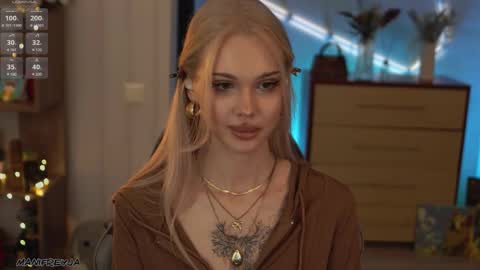 Snapshot of manifreyja chatting on 03/26/26, 12:50 Amelie online show from 03/26/26, 12:50