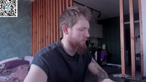 Snapshot of manjerk_on_cb chatting on 10/19/25, 09:43 Arthur online show from 10/19/25, 09:43