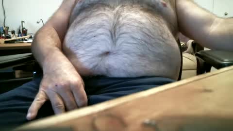 Snapshot of manleg439 chatting on 12/10/24, 05:00 manleg439 online show from 12/10/24, 05:00