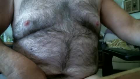 Snapshot of manleg439 chatting on 10/09/25, 04:27 manleg439 online show from 10/09/25, 04:27