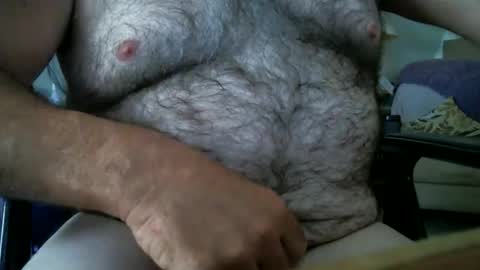 Snapshot of manleg439 chatting on 10/13/25, 09:04 manleg439 online show from 10/13/25, 09:04