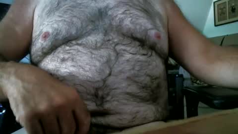 Snapshot of manleg439 chatting on 10/17/25, 08:55 manleg439 online show from 10/17/25, 08:55