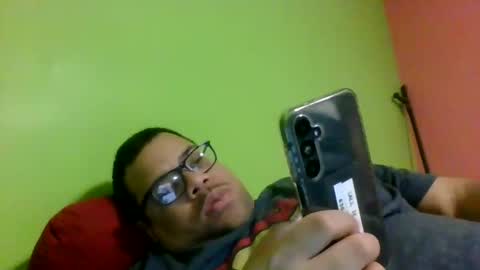 Snapshot of manly22 chatting on 11/15/25, 01:36 TIM online show from 11/15/25, 01:36