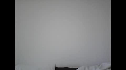 Snapshot of mann67 chatting on 12/15/25, 11:36 mann67 online show from 12/15/25, 11:36