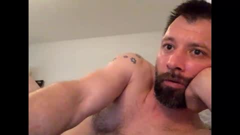 manni_ online show from 11/17/25, 07:58