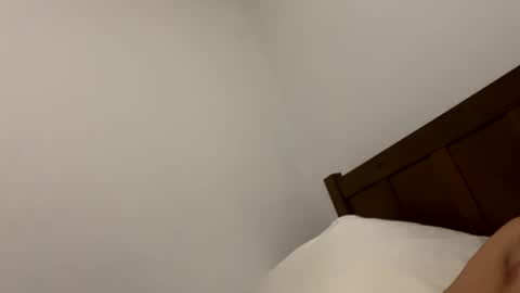 Snapshot of manny6966 chatting on 09/20/25, 04:13 manny6966 online show from 09/20/25, 04:13