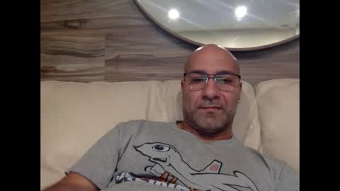 david 77977 online show from 12/05/24, 10:12