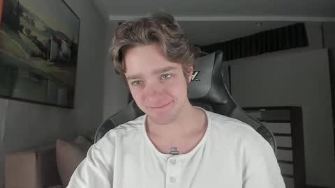 Snapshot of mannyforreal chatting on 02/25/25, 05:25 mannyforreal online show from 02/25/25, 05:25