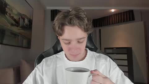 Snapshot of mannyforreal chatting on 03/06/25, 06:16 mannyforreal online show from 03/06/25, 06:16