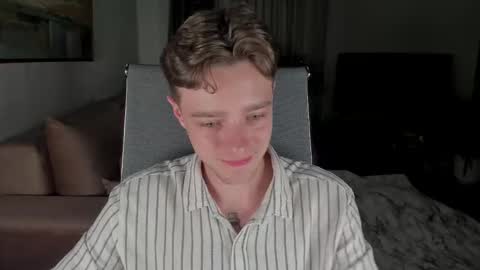 Snapshot of mannyforreal chatting on 09/21/25, 07:48 mannyforreal online show from 09/21/25, 07:48