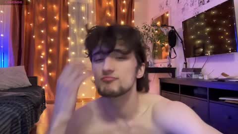 Snapshot of manolein chatting on 12/30/24, 03:25 manolein online show from 12/30/24, 03:25