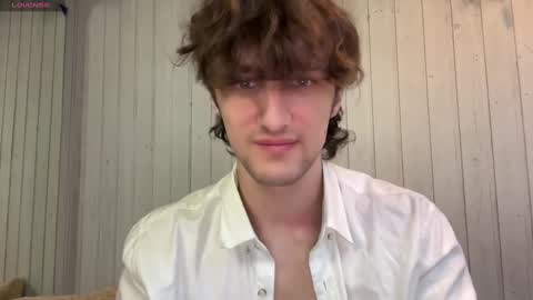 Snapshot of manolein chatting on 01/11/25, 08:54 manolein online show from 01/11/25, 08:54