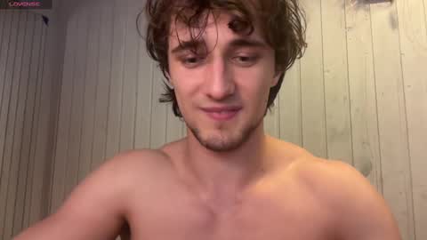 Snapshot of manolein chatting on 02/12/25, 01:41 manolein online show from 02/12/25, 01:41