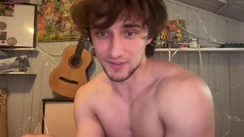 Snapshot of manolein chatting on 02/16/25, 01:36 manolein online show from 02/16/25, 01:36