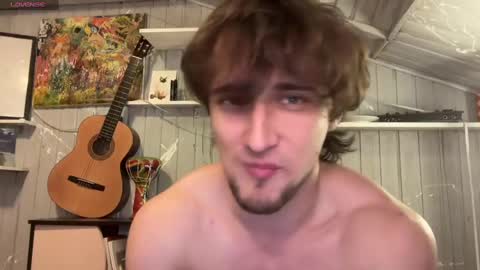 Snapshot of manolein chatting on 02/20/25, 12:19 manolein online show from 02/20/25, 12:19