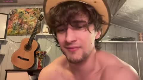 Snapshot of manolein chatting on 02/24/25, 12:30 manolein online show from 02/24/25, 12:30