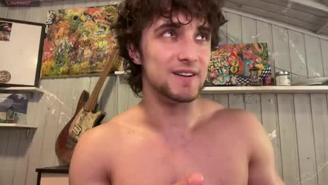 Snapshot of manolein chatting on 03/10/25, 01:12 manolein online show from 03/10/25, 01:12