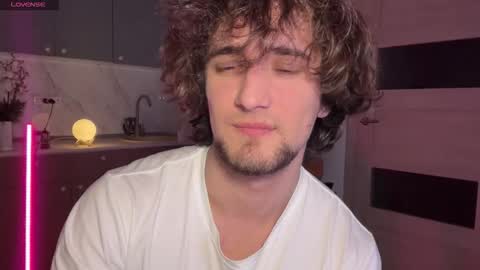 manolein online show from 12/21/25, 06:59