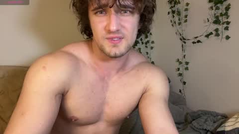 Snapshot of manolein chatting on 03/08/26, 11:41 manolein online show from 03/08/26, 11:41