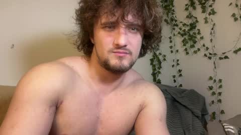 Snapshot of manolein chatting on 04/22/26, 11:17 manolein online show from 04/22/26, 11:17