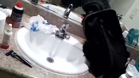 Snapshot of manolito4rmanah chatting on 11/11/25, 08:36 manolitohung1 online show from 11/11/25, 08:36