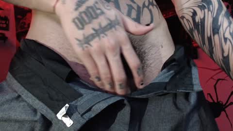 Snapshot of manolo___ chatting on 12/17/24, 02:44 Manolo modelo independiente online show from 12/17/24, 02:44