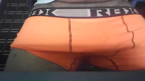 manoman193 online show from 04/18/26, 07:34