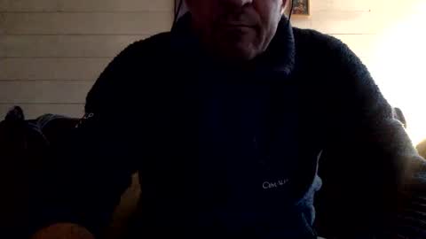 Snapshot of manpower2012 chatting on 12/30/24, 08:54 Manpo online show from 12/30/24, 08:54