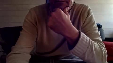 Snapshot of manpower2012 chatting on 10/18/25, 08:26 Manpo online show from 10/18/25, 08:26