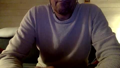 Snapshot of manpower2012 chatting on 10/26/25, 10:47 Manpo online show from 10/26/25, 10:47