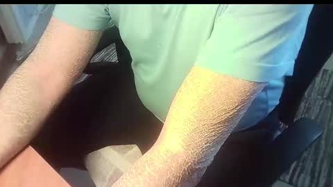 Snapshot of manswed chatting on 03/04/26, 11:05 manswed online show from 03/04/26, 11:05