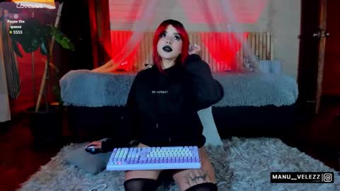 manu  velezz   Help me to get to 100 thumbs ups Tip 25tks  Rate me  online show from 11/20/25, 04:01