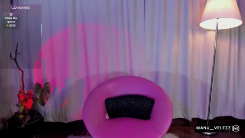 manu  velezz   Help me to get to 100 thumbs ups Tip 25tks  Rate me  online show from 02/17/26, 05:37