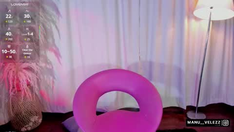 Snapshot of manu_nyx chatting on 03/24/26, 07:57 manu velezz Help me to get to 100 thumbs ups Tip 25tks Rate me online show from 03/24/26, 07:57