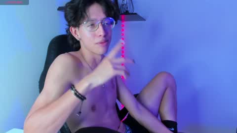 Manuel online show from 01/24/25, 01:45