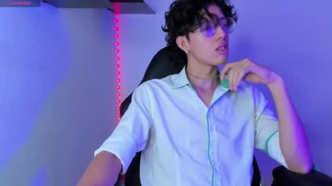 Manuel online show from 02/22/25, 07:25