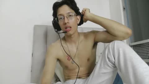 Snapshot of manu_vera8 chatting on 03/28/26, 01:38 Manuel online show from 03/28/26, 01:38