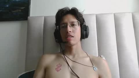 Snapshot of manu_vera8 chatting on 04/12/26, 07:30 Manuel online show from 04/12/26, 07:30