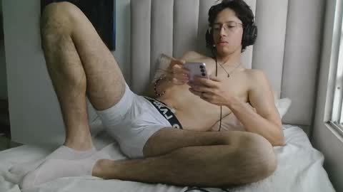Snapshot of manu_vera8 chatting on 04/19/26, 09:17 Manuel online show from 04/19/26, 09:17