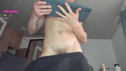 manucute 23  online show from 12/15/24, 09:42