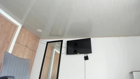 manucute 23  online show from 01/30/25, 04:34