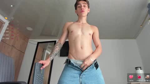 manucute 23  online show from 02/25/25, 03:49