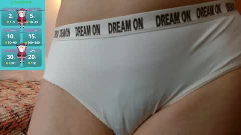 Snapshot of manue_bela chatting on 01/16/25, 11:04 Angela online show from 01/16/25, 11:04