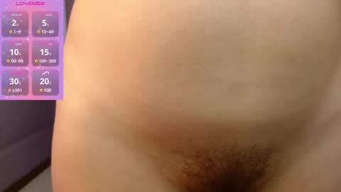 Snapshot of manue_bela chatting on 02/11/25, 11:10 Angela online show from 02/11/25, 11:10