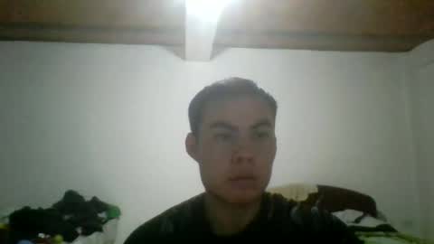 Snapshot of manuel9810 chatting on 10/16/25, 03:07 manuel9810 online show from 10/16/25, 03:07