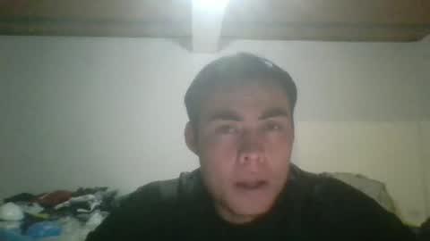 Snapshot of manuel9810 chatting on 11/15/25, 04:10 manuel9810 online show from 11/15/25, 04:10