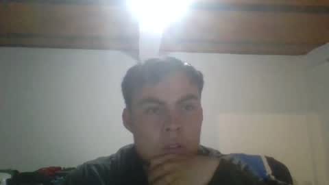 Snapshot of manuel9810 chatting on 03/19/26, 04:38 manuel9810 online show from 03/19/26, 04:38